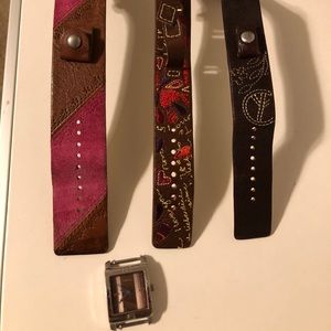 Fossil watch with 3 wrist bands. Used